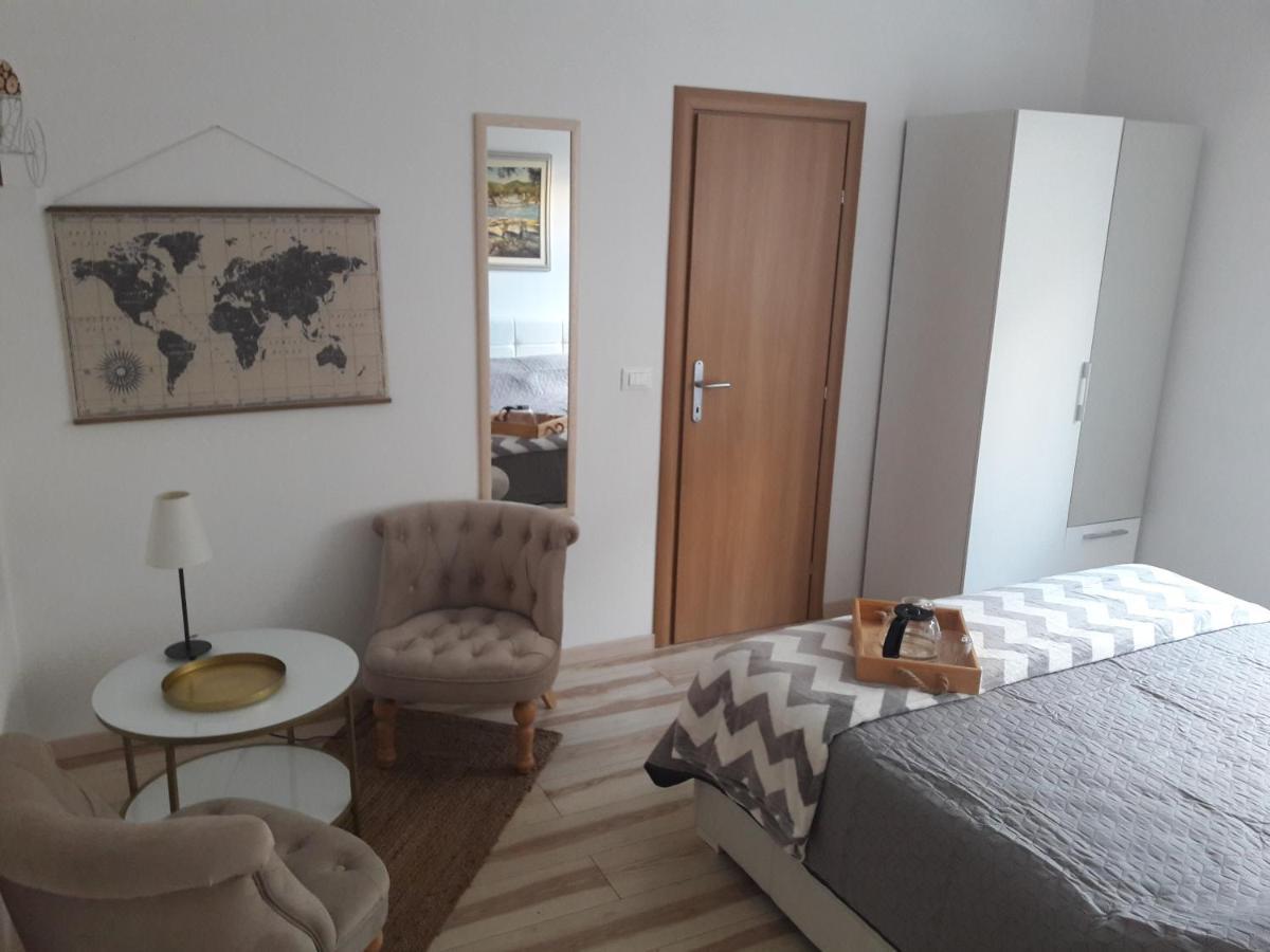 Apartment Tea Primošten Екстериор снимка